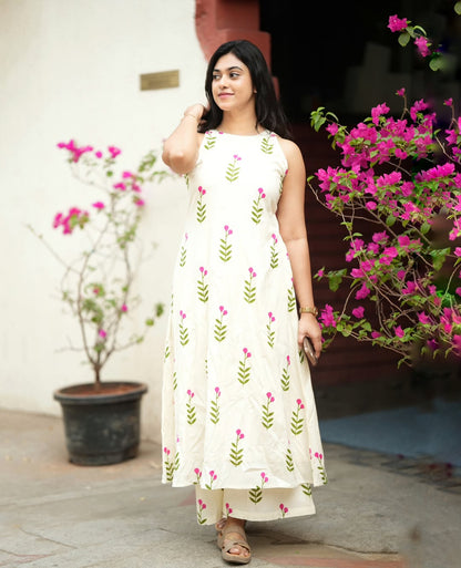 Premium White & Pink Floral Print Pure Cotton Sleeveless Co-Ord Set for Women | A-Line Kurti & Ankle-Length Palazzo
