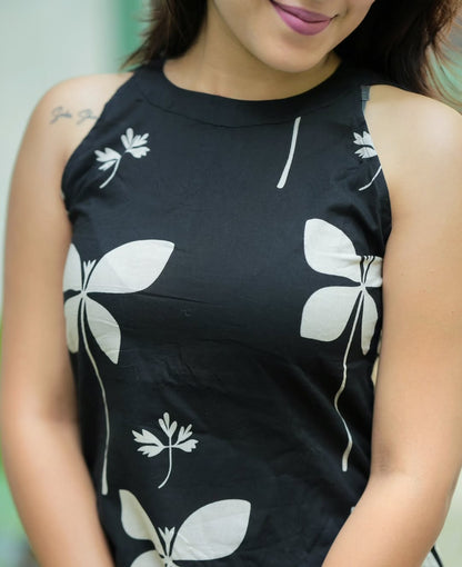 Premium Black & White Floral Print Pure Cotton Sleeveless Co-Ord Set for Women | A-Line Kurti & Ankle-Length Palazzo