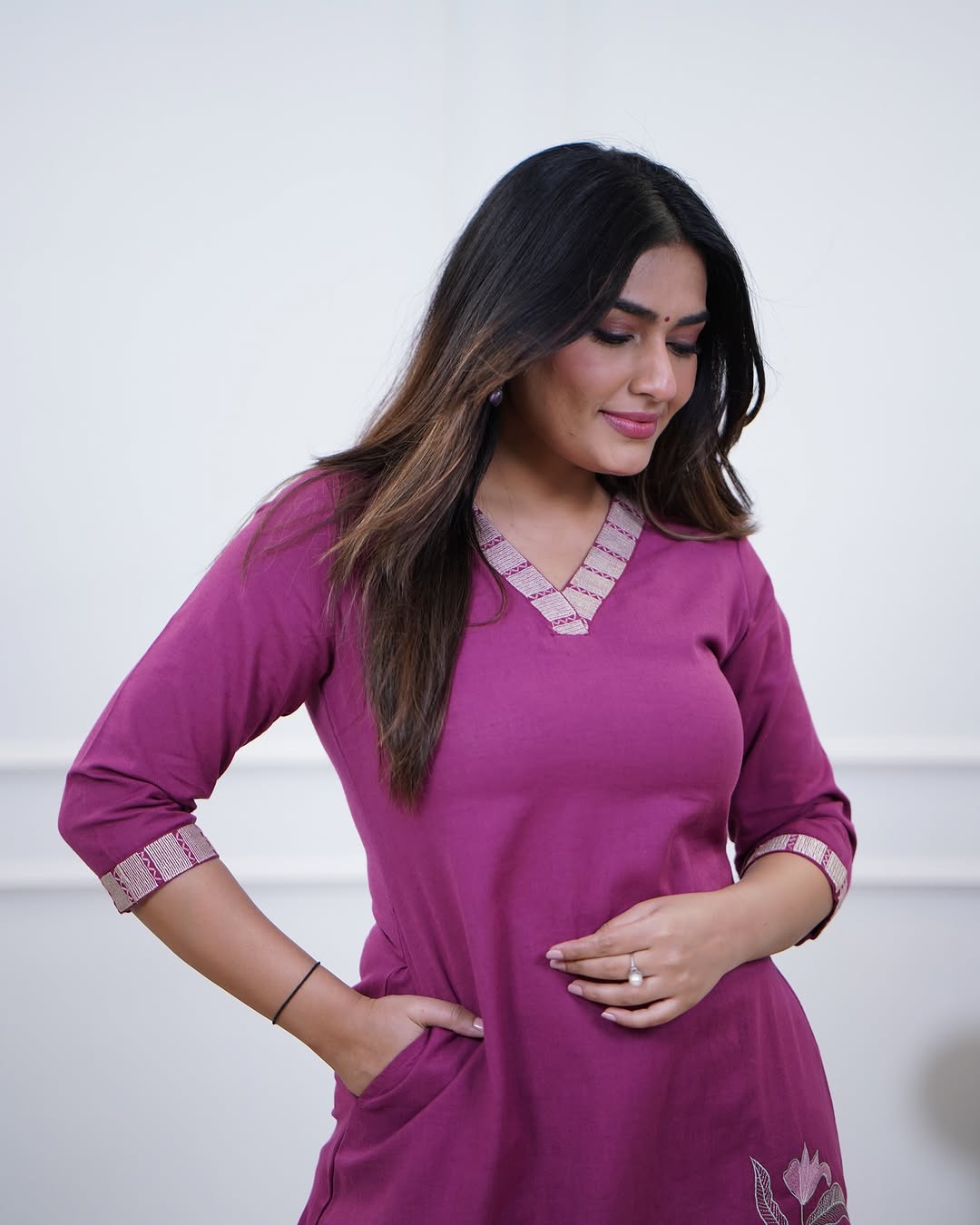 Premium Cotton 60×60 Embroidered Kurta Pant Set with Pockets – Office & Daily Wear